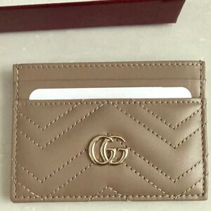 Gucci Taupe Quilted Card Holder with Gold GG Hardware